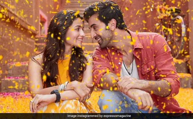 Is Alia Bhatt Missing Husband Ranbir Kapoor? Here’s What Her Sunday Mood Indicates